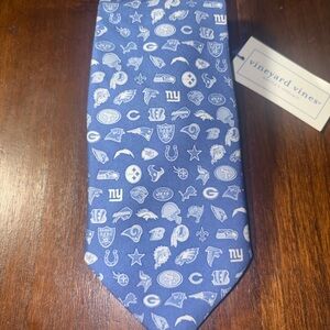 Vineyard Vines Navy Silk Tie with White NFL Team Logo’s(124)